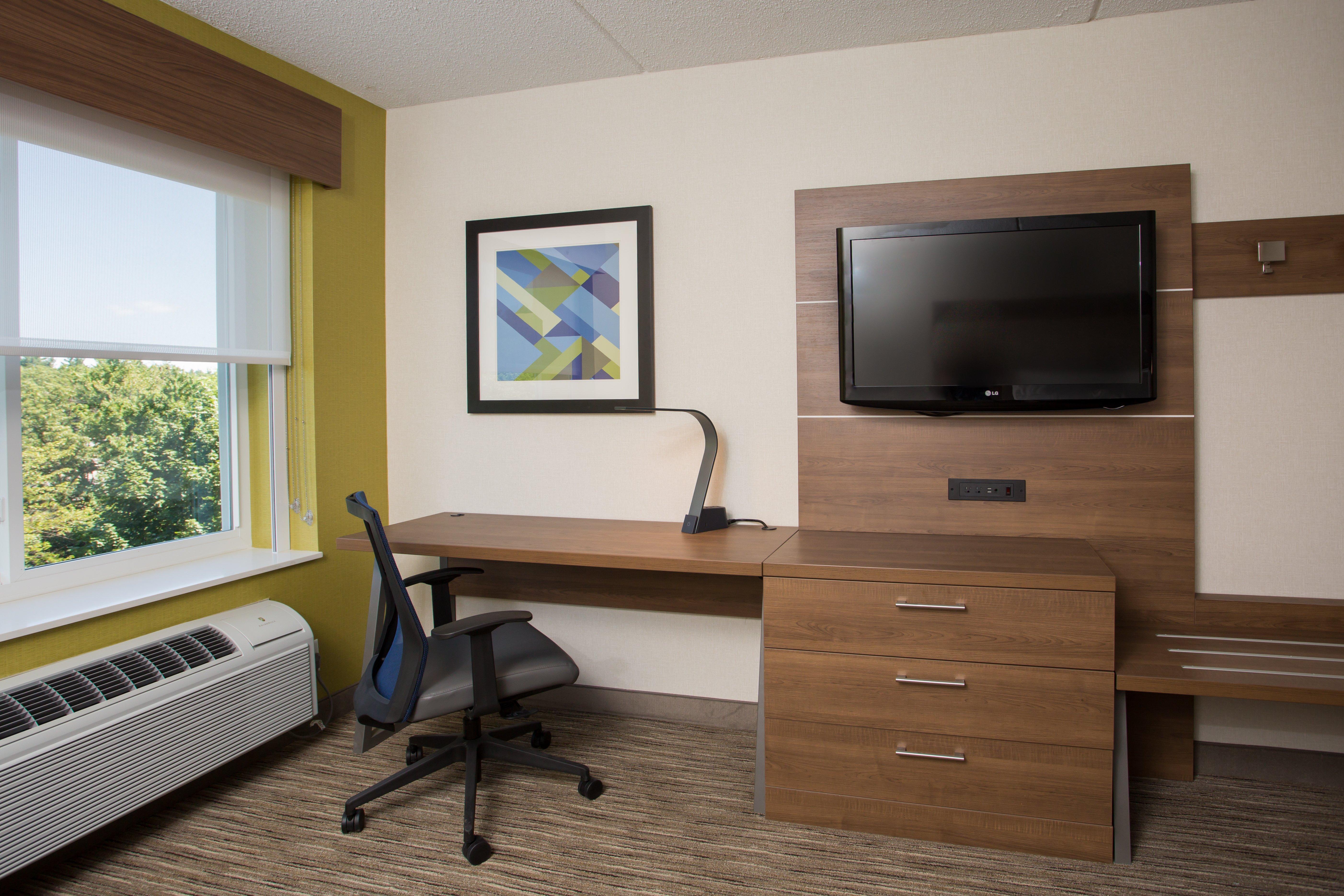 Express By Ihg Hotel 3*